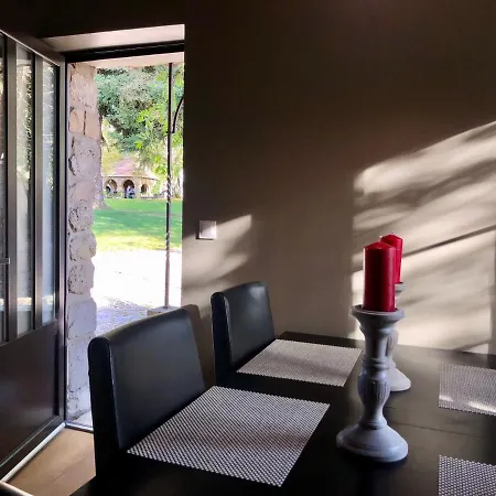 Le Prieure De 5* Bazainville