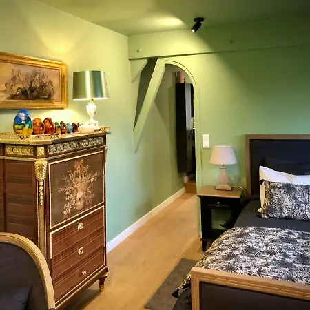 Le Prieure De 5* Bazainville